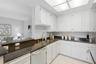 454 Costa Mesa Ter B, Sunnyvale, CA 94085 - Photo 11