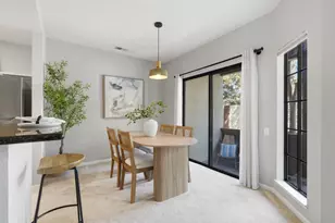 454 Costa Mesa Ter B, Sunnyvale, CA 94085 - Photo 5