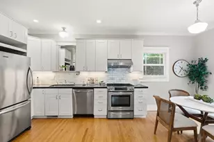 6395 Hillegass Ave, Oakland, CA 94618 - Photo 11