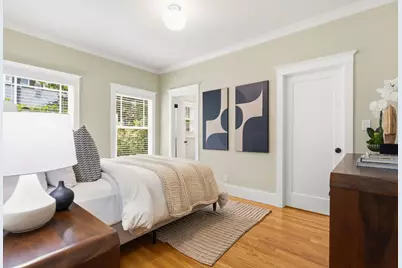 6395 Hillegass Ave, Oakland, CA 94618 - Photo 9