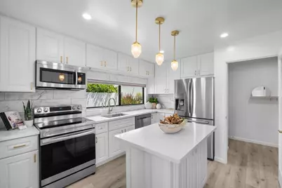 612 Portofino Ln, Foster City, CA 94404 - Photo 13