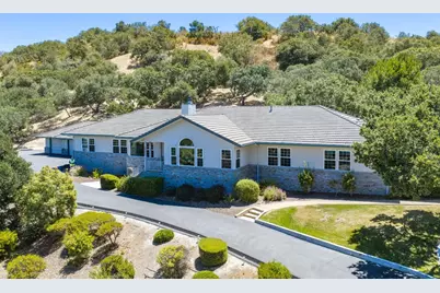28951 Falcon Ridge, Salinas, CA 93908 - Photo 1