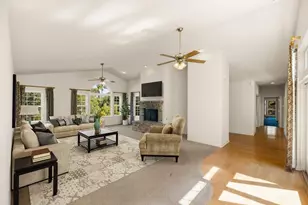 28951 Falcon Ridge, Salinas, CA 93908 - Photo 13