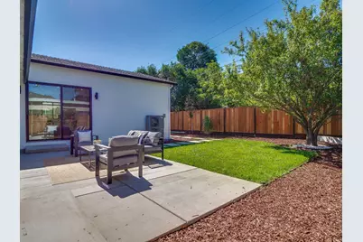 2240 Boxwood Dr, San Jose, CA 95128 - Photo 59