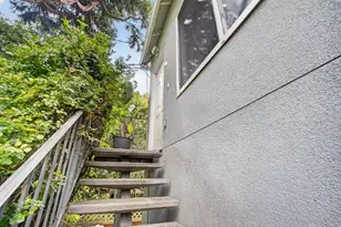 Cesar Chavez St, San Francisco, CA 94131 - Photo 27