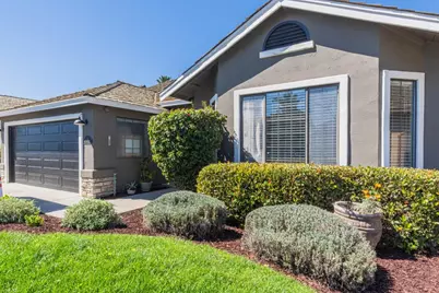 746 Nacional Ct, Salinas, CA 93901 - Photo 1
