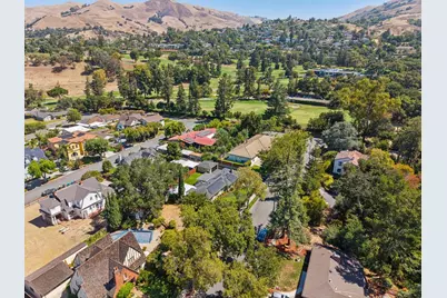 5491 Fairway Dr, San Jose, CA 95127 - Photo 39