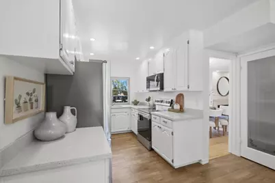 22963 Longdown Rd, Cupertino, CA 95014 - Photo 17