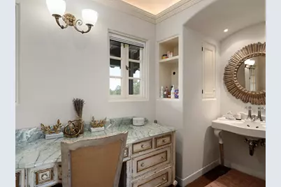 862 Chiltern Rd, Hillsborough, CA 94010 - Photo 27