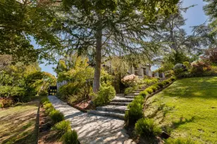862 Chiltern Rd, Hillsborough, CA 94010 - Photo 51