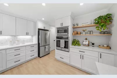 2411 Carlmont Dr 107, Belmont, CA 94002 - Photo 21