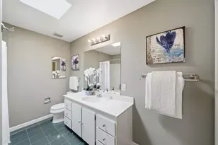 2411 Carlmont Dr 107, Belmont, CA 94002 - Photo 31