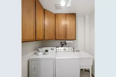 2411 Carlmont Dr 107, Belmont, CA 94002 - Photo 9