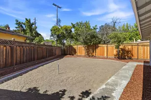 1581 Edmond Ct, San Jose, CA 95125 - Photo 39