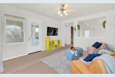 190 Fennel Ct, Morgan Hill, CA 95037 - Photo 9