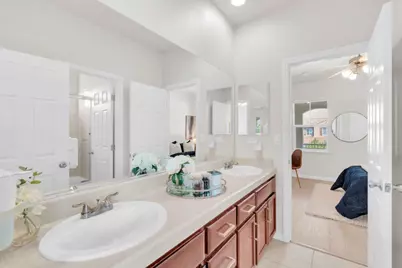 190 Fennel Ct, Morgan Hill, CA 95037 - Photo 3