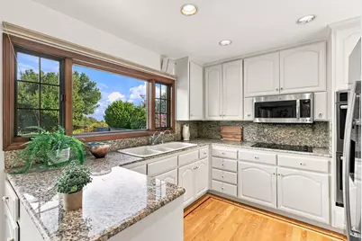 938 Springfield Dr, Millbrae, CA 94030 - Photo 17