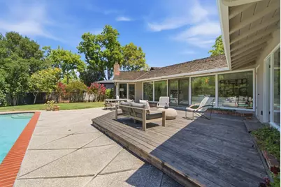 653 Rosewood Ct, Los Altos, CA 94024 - Photo 35