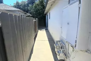 910 Academy Ave, Belmont, CA 94002 - Photo 17