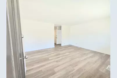 910 Academy Ave, Belmont, CA 94002 - Photo 3
