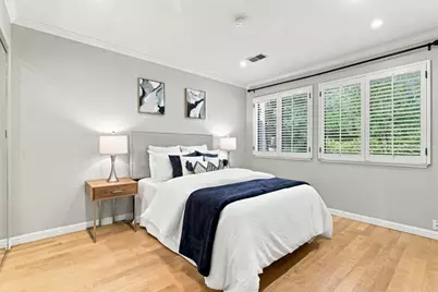 1637 Grant Rd, Mountain View, CA 94040 - Photo 17