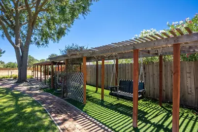 1850 E San Martin Ave, San Martin, CA 95046 - Photo 27