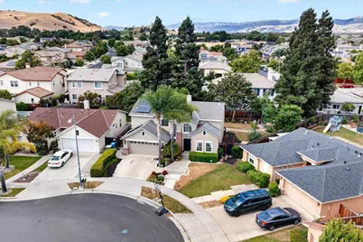1301 Peregrine Dr, Gilroy, CA 95020 - Photo 25