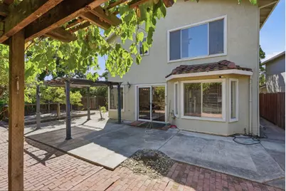 201 Knights Cir, Vallejo, CA 94591 - Photo 25