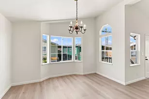 1085 Tasman Dr 123, Sunnyvale, CA 94089 - Photo 17