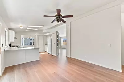 1085 Tasman Dr 123, Sunnyvale, CA 94089 - Photo 11