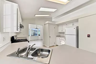 1085 Tasman Dr 123, Sunnyvale, CA 94089 - Photo 15