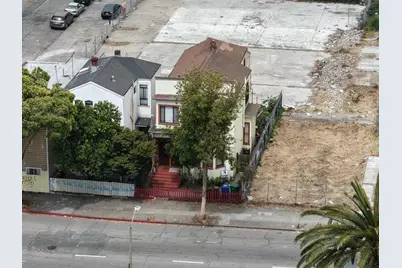 611 Harrison St, Oakland, CA 94607 - Photo 1