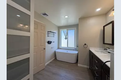 4271 N First St 151, San Jose, CA 95134 - Photo 17
