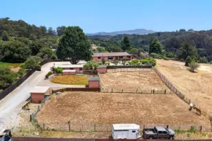 9604 Martin Ln, Salinas, CA 93907 - Photo 3