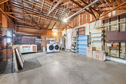2992 Vivian Ln, San Jose, CA 95124 - Photo 45