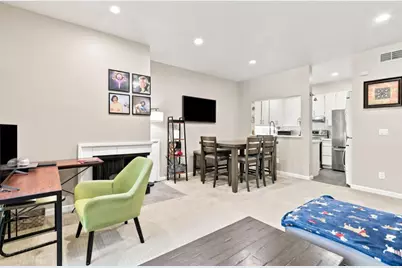 4671 Albany Cir 109, San Jose, CA 95129 - Photo 3