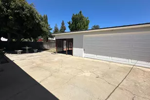 880 Sherman Oaks Dr, San Jose, CA 95128 - Photo 11