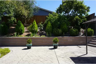 1432 Stone Creek Dr, San Jose, CA 95132 - Photo 41