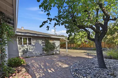 7422 Fallenleaf Ln, Cupertino, CA 95014 - Photo 41