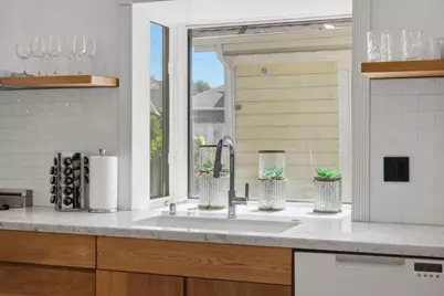 396 W San Fernando St, San Jose, CA 95110 - Photo 27