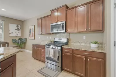 420 Alicante Dr, Hollister, CA 95023 - Photo 11