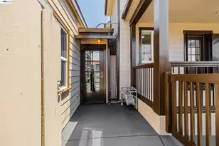 1720 46th Ave, Oakland, CA 94601 - Photo 25
