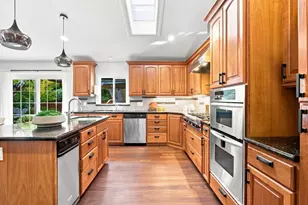 21 Russell Ct, Walnut Creek, CA 94598 - Photo 13