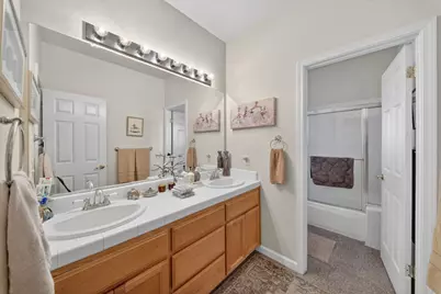1405 Casablanca Cir, Gilroy, CA 95020 - Photo 17