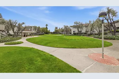255 S Rengstorff Ave 2, Mountain View, CA 94040 - Photo 21