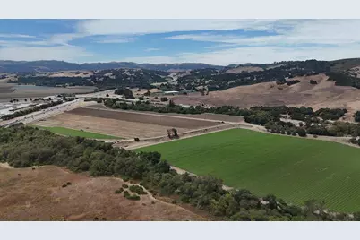 10 Chittenden Rd, San Juan Bautista, CA 95045 - Photo 3