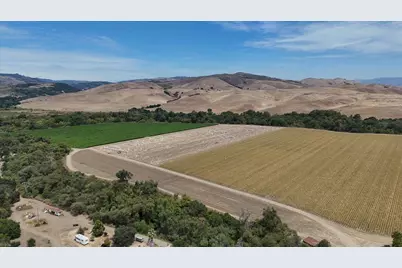 10 Chittenden Rd, San Juan Bautista, CA 95045 - Photo 17