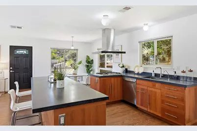 85 Park Cir, Sausalito, CA 94965 - Photo 15