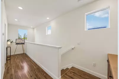 391 Charles Morris Ter, Sunnyvale, CA 94085 - Photo 17