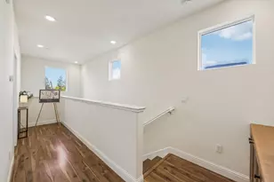 391 Charles Morris Ter, Sunnyvale, CA 94085 - Photo 17